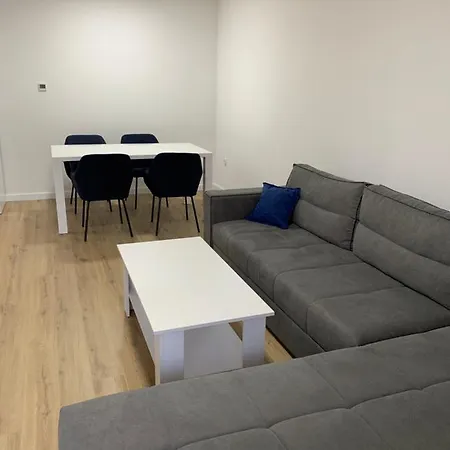 аpartment With Garage *