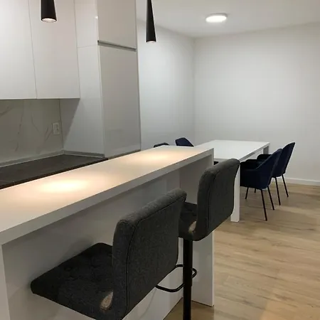 аpartment With Garage Foca