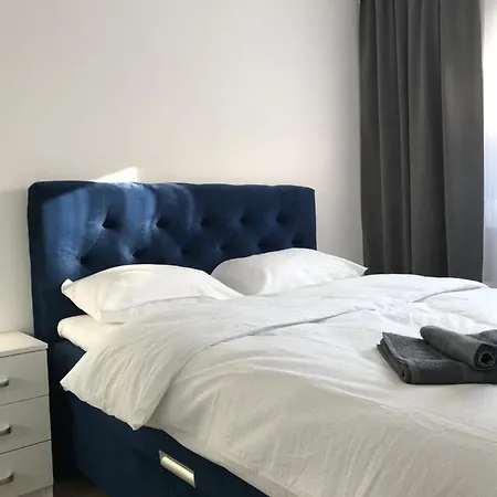 аpartment With Garage *